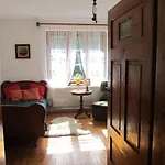 Za Gorami アパート Zagórze Śląskie